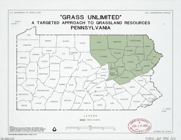 Plakat mit der Aufschrift "Grass Unlimited: Ein gezielter Ansatz für Grasslandressourcen" mit einer Pennsylvania-Karte in verschiedenen Grünschattierungen und fetter schwarzer Schrift.