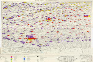 Eine Deutschlandkarte mit farbigen Punkten, die die Verteilung der Menschen in jedem Land darstellen, begleitet von Text am unteren Rand.