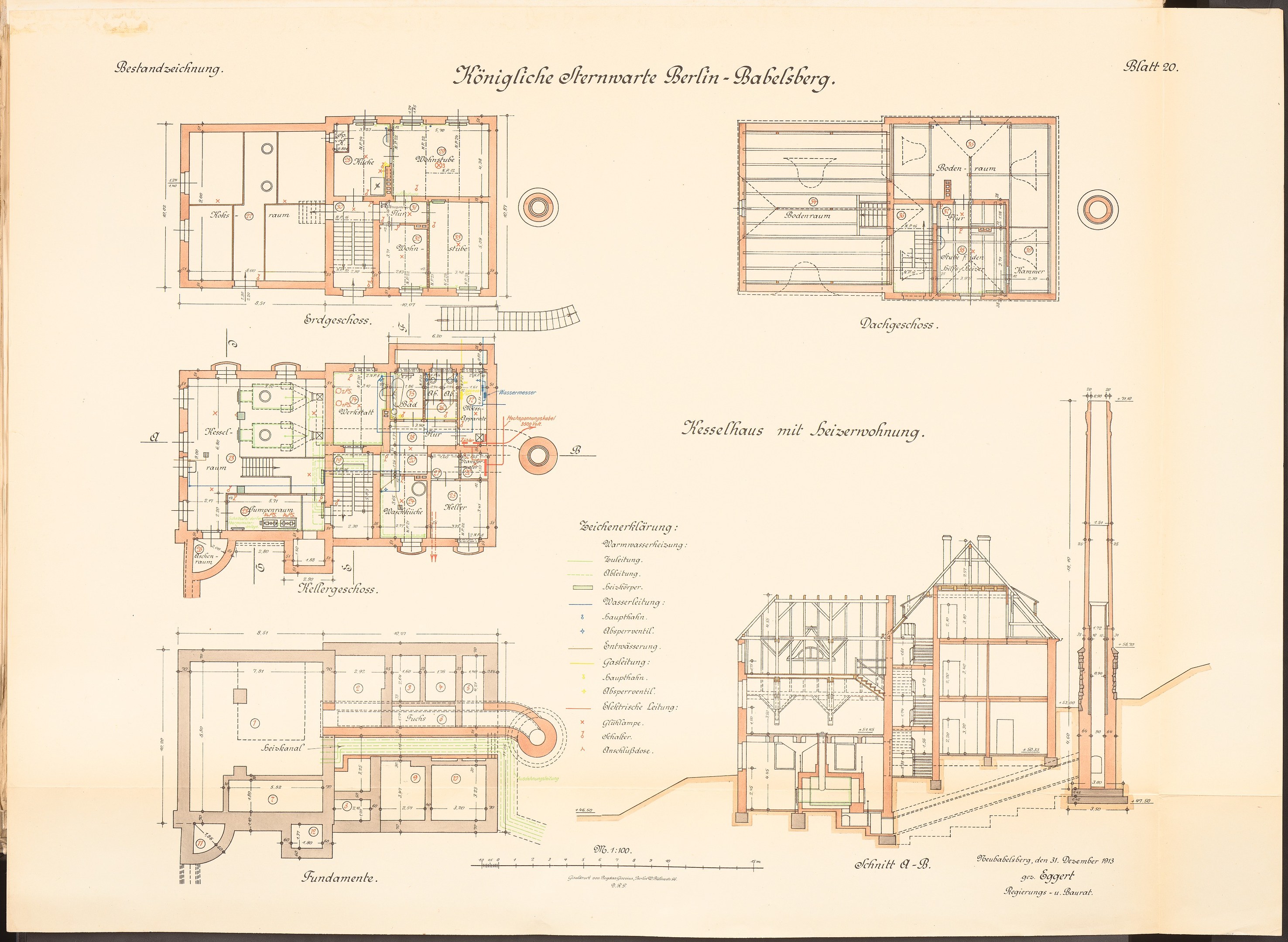 Altes Buch mit detaillierten Architekturplänen und Text, das die ursprüngliche Planung der Königlichen Hermwerk Berlin-Baklberg zeigt.