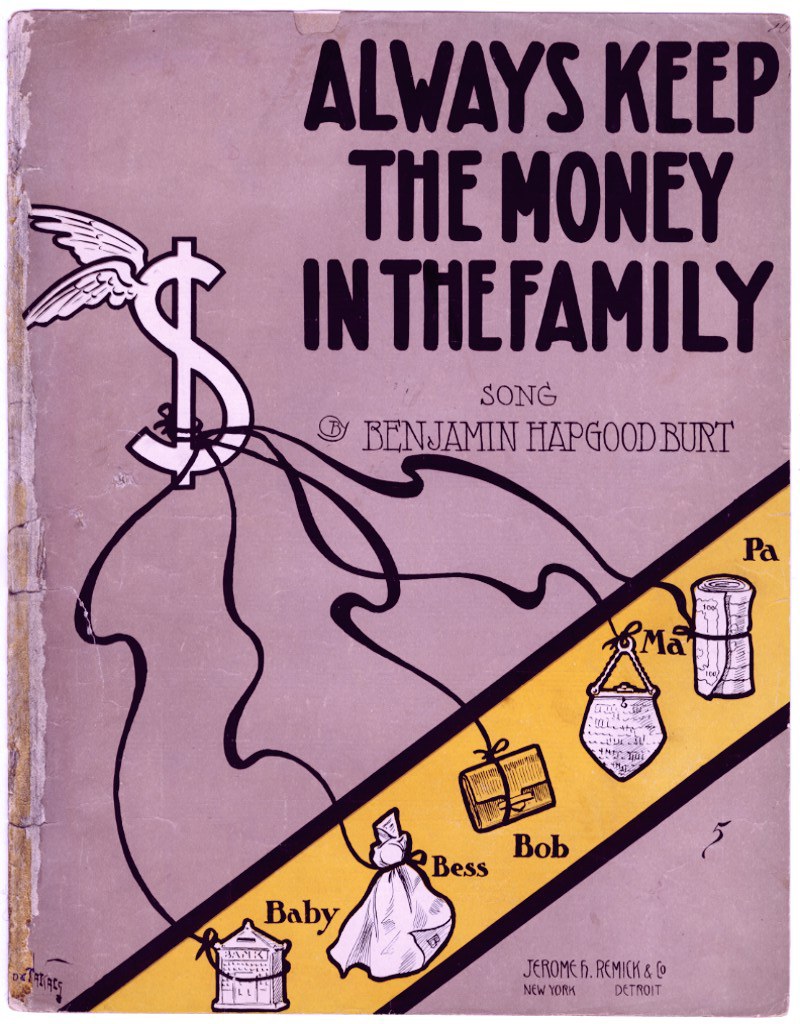 Plakat mit fetter schwarzer Schrift "Immer das Geld in der Familie lassen" auf weißem Hintergrund, mit einer bunten Illustration einer strahlenden Familie von vier Personen, die in einem Kreis unter einem hellblauen Himmel mit weißen Wolken stehen.