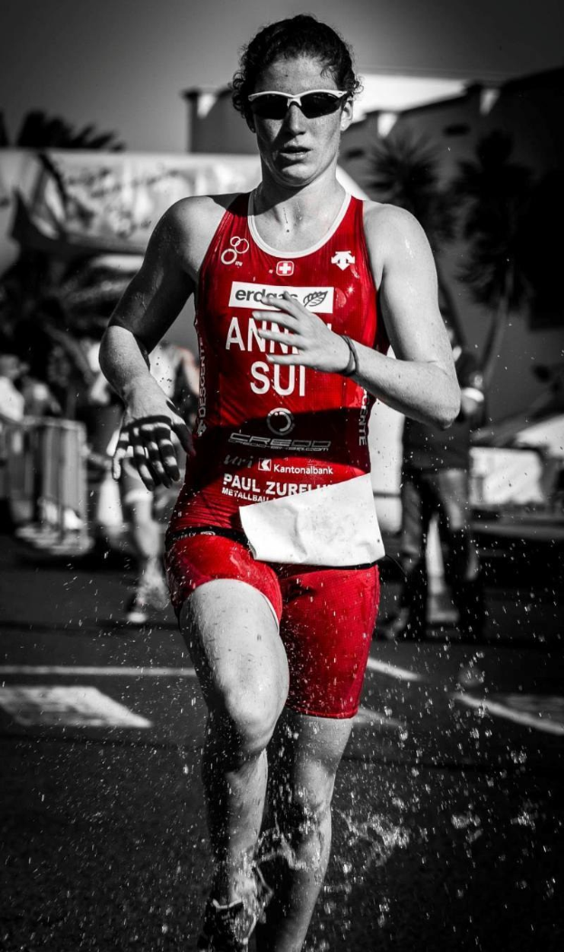 Triathletin Kaidi Kivioja bricht Estnischen Rekord beim Debüt im Ironman über die volle Distanz